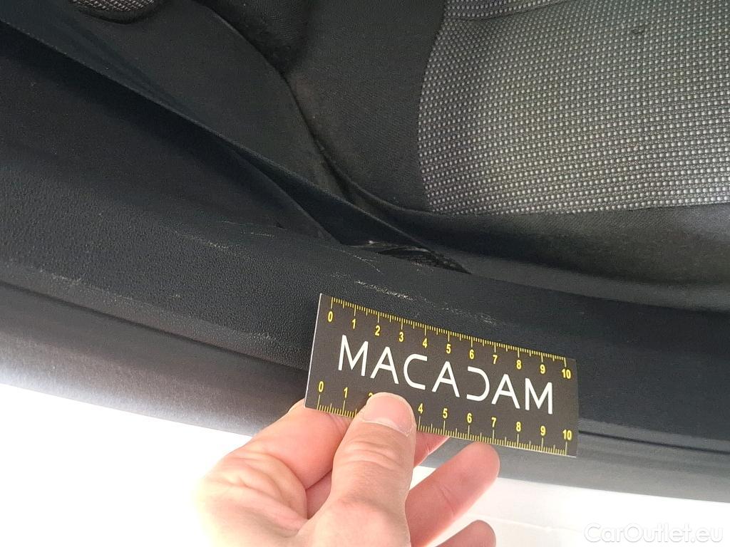  Citroen  C3  Shine Business 1.2 PureTech 110CV BVM6 E6d #5