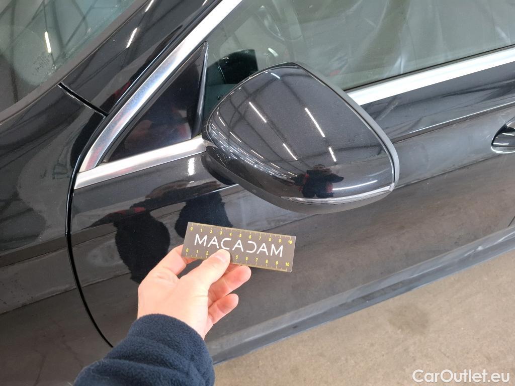  Mercedes  A-Klasse MERCEDES-BENZ Classe A Compact / 2018 / 5P / Berline A 200 AMG Line 7G-DCT #40