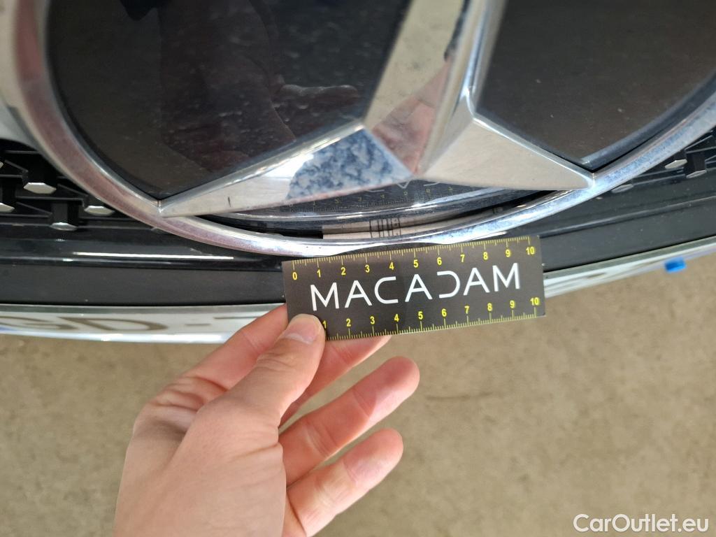  Mercedes  A-Klasse MERCEDES-BENZ Classe A Compact / 2018 / 5P / Berline A 200 AMG Line 7G-DCT #33