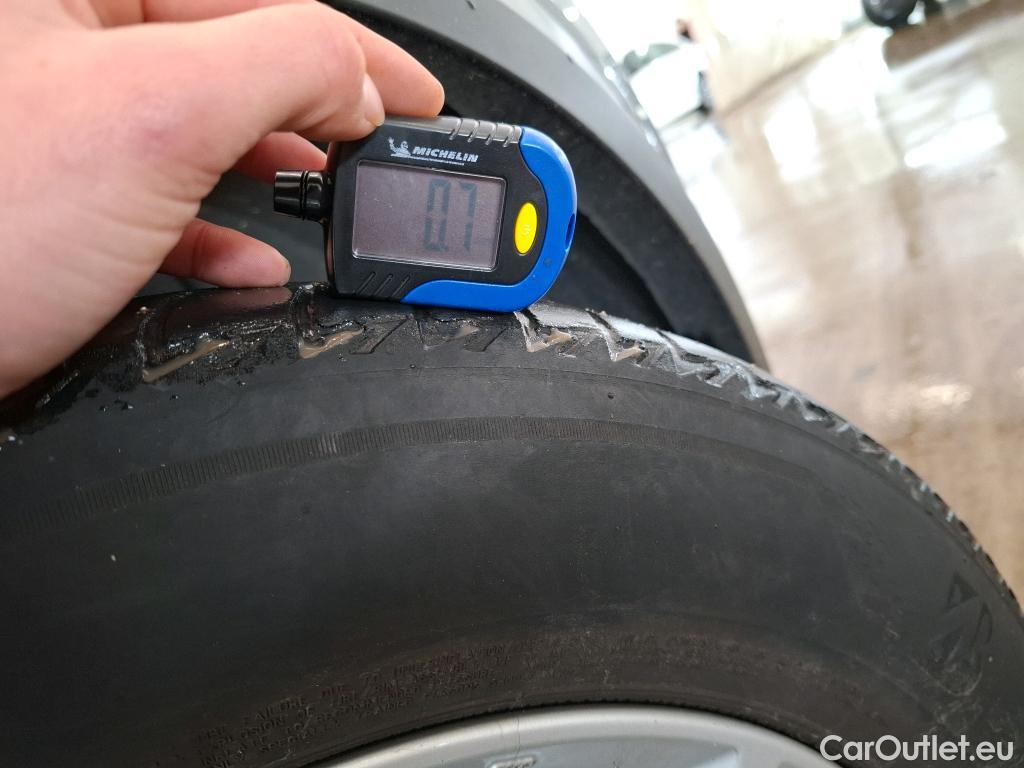  Nissan  Juke NISSAN  / 2019 / 5P / Crossover DIG-T 114 DCT Business+ #4