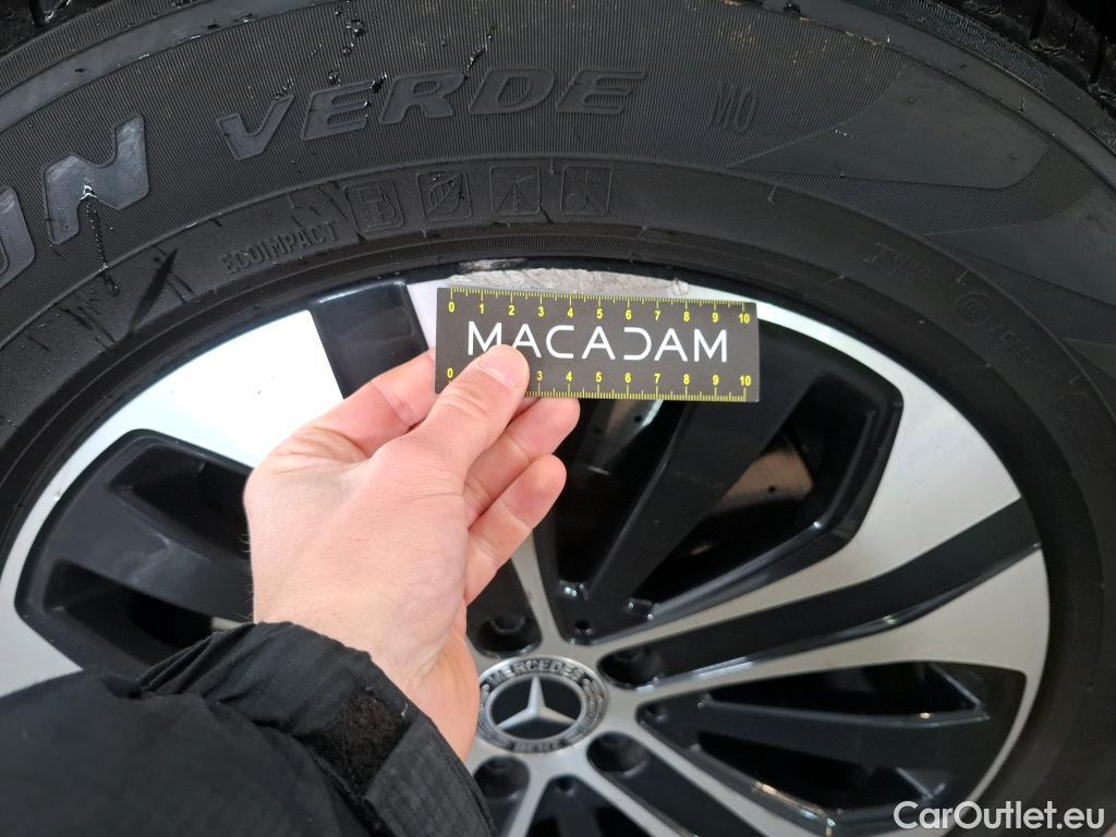  Mercedes  G-Klasee MERCEDES-BENZ GLC / 2019 / 5P / SUV GLC 300 e Business Line 4Matic #8