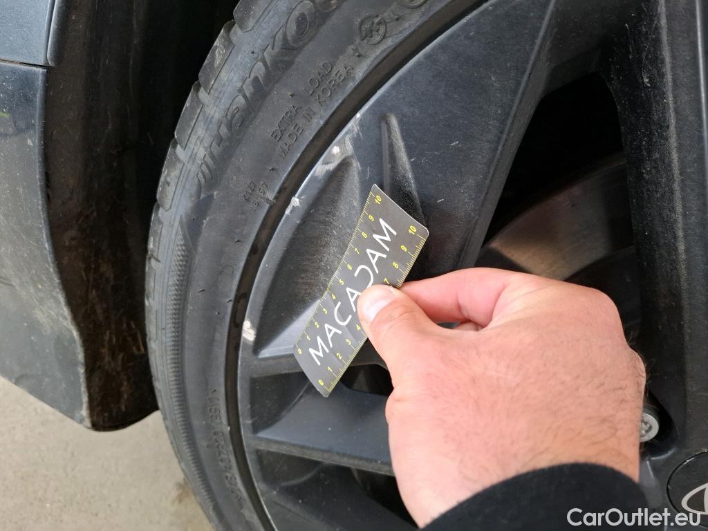  Hyundai   Ioniq Ioniq 6 First Edition Electrique 4WD 77kWh BVA #15