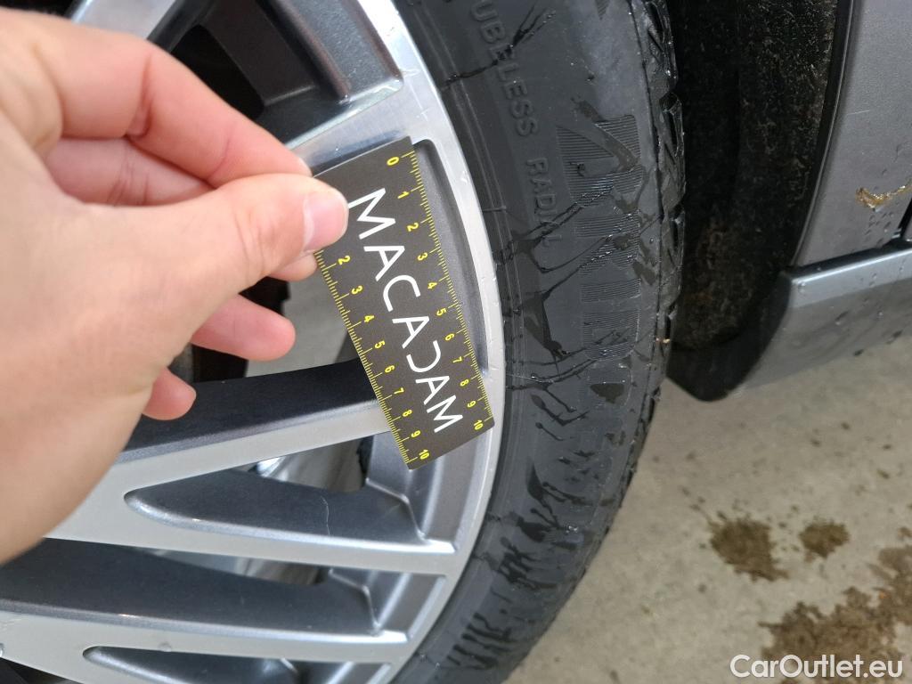  Mercedes  CLA-Klasse MERCEDES-BENZ CLA Coupe / 2019 / 4P / Coupé CLA 180 Business Line BA7 #10