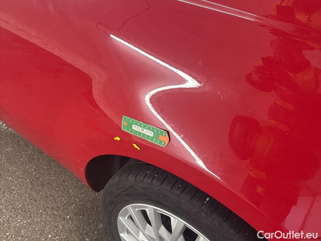  Fiat  500 FIAT  / 2015 / 3P / Berline Hybrid 1.0 BSG 70 ch Dolcevita #1