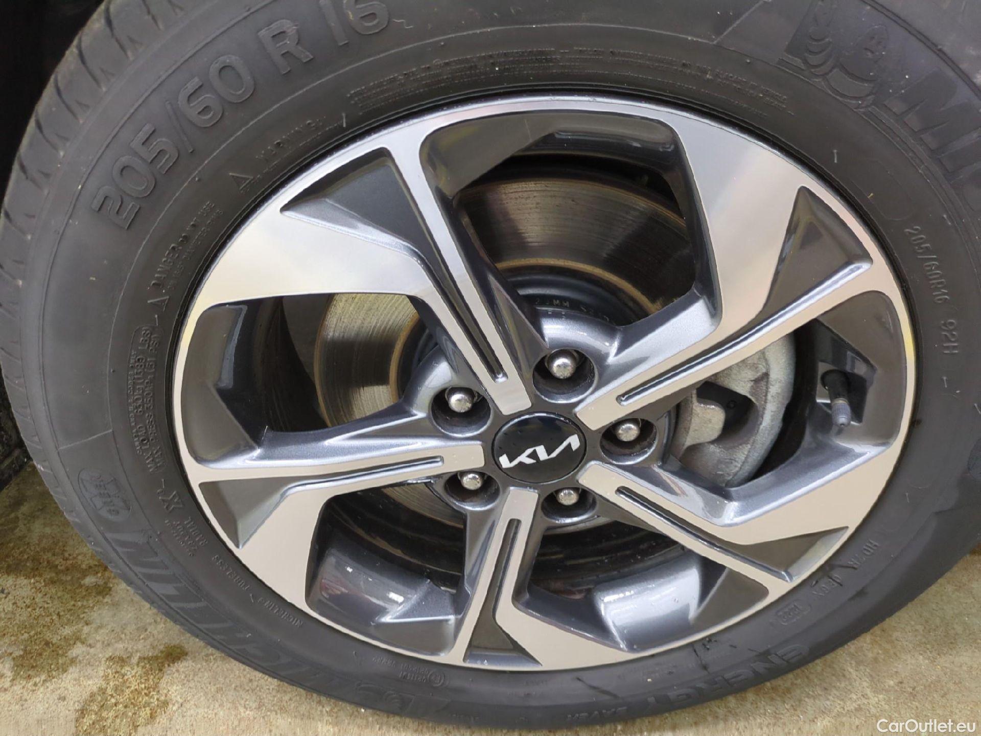  KIA  XCeed  Active 1.0 T-GDI 120CV BVM6 E6d #6