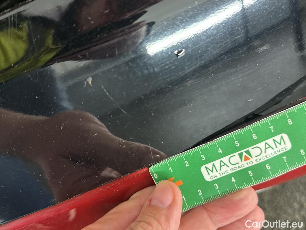  KIA  Sportage KIA  / 2021 / 5P / SUV 1.6 T-GDI 265 PHEV AUTO 4WD GT-L PREM BU #9