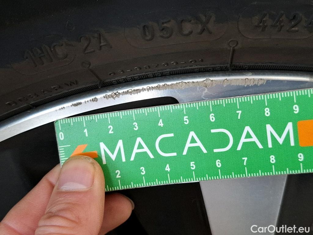  Mercedes  A-Klasse MERCEDES BENZ Classe A Compact 2018 5P Berline A 250 e Business Line 8GDCT #7