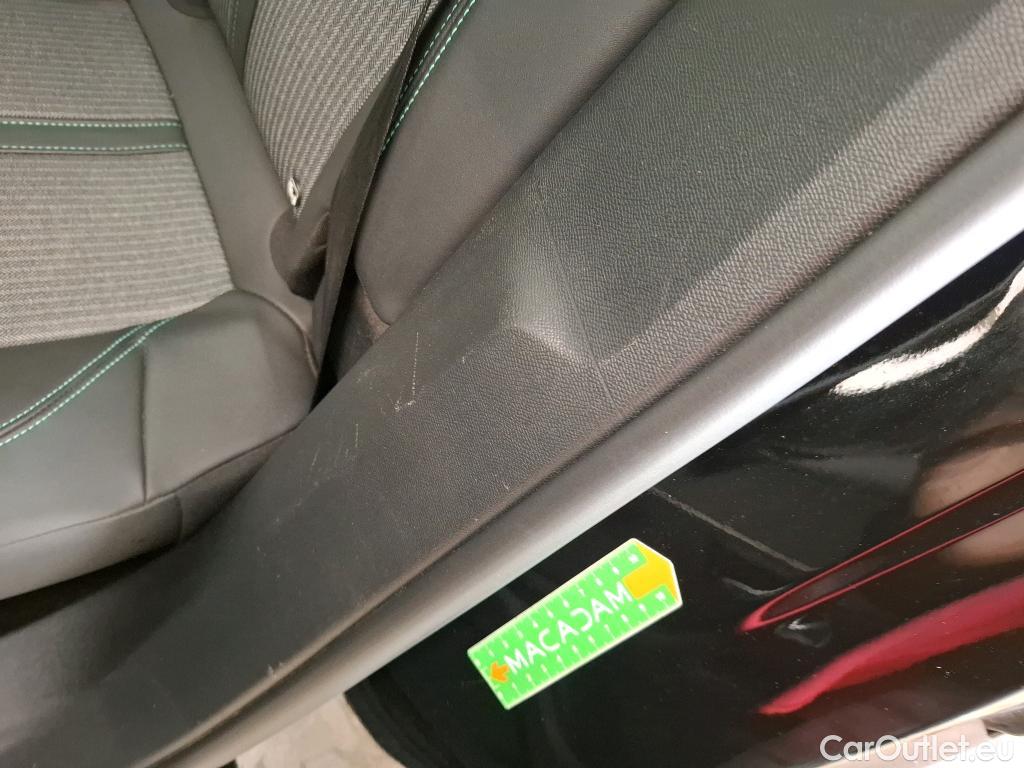  Peugeot  3008  II Allure Pack 1.5 HDi 130CV BVA8 E6d #18