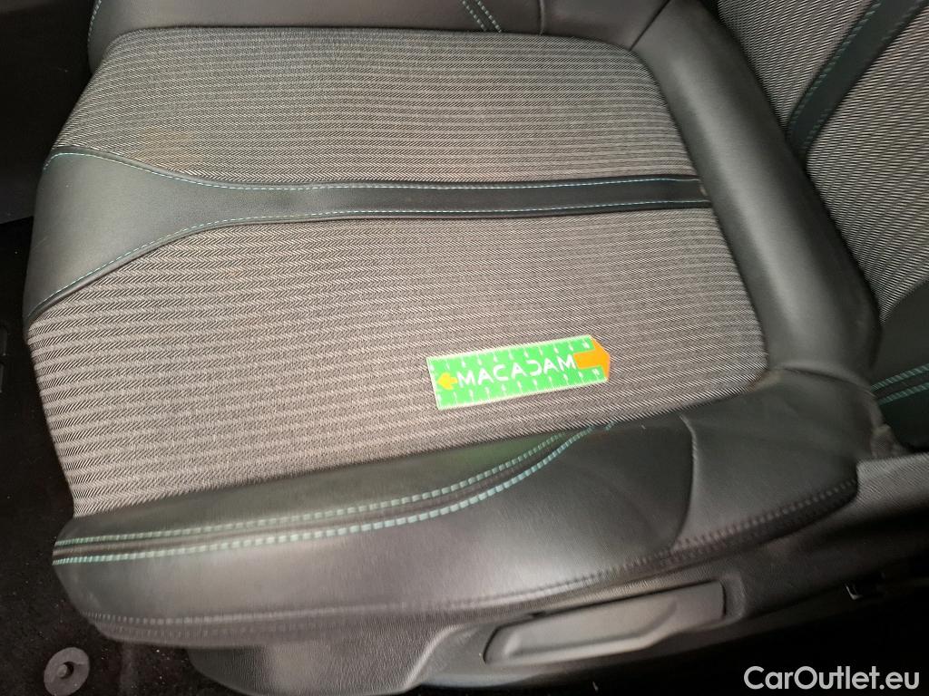  Peugeot  3008  II Allure Pack 1.5 HDi 130CV BVA8 E6d #8