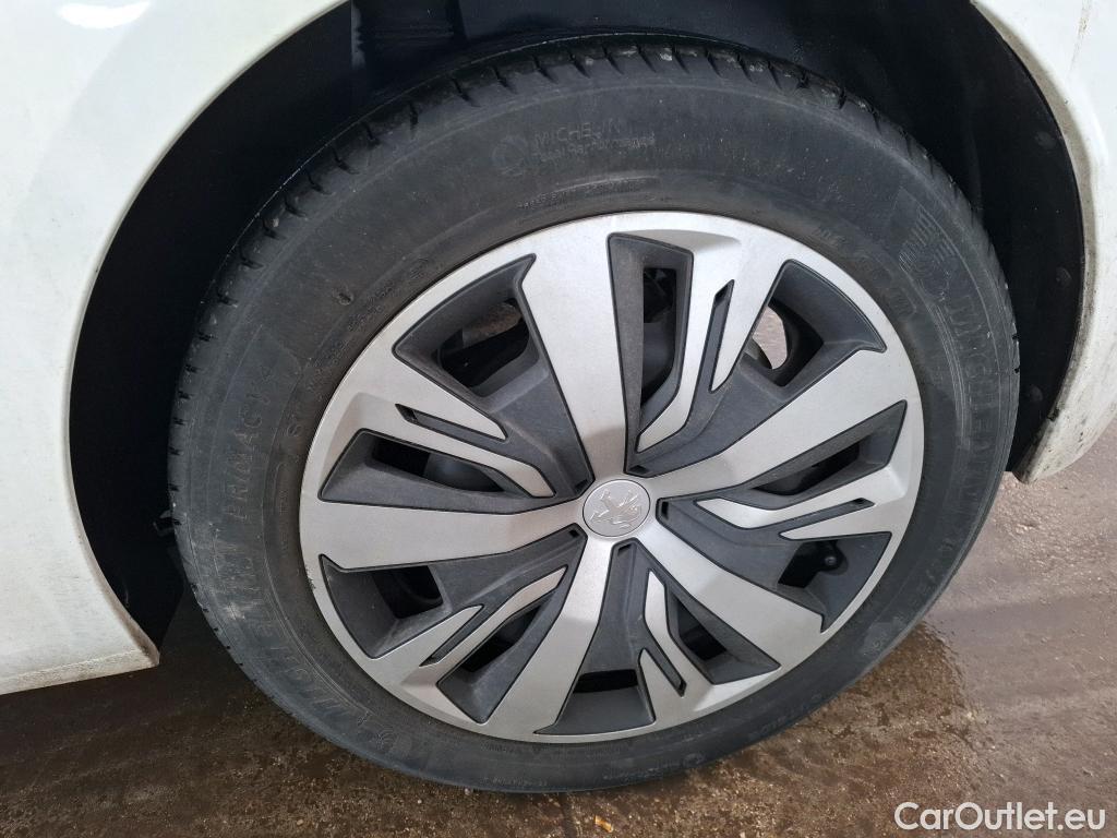  Peugeot  208  Active Business 1.2 PureTech 100CV BVM6 E6d #15