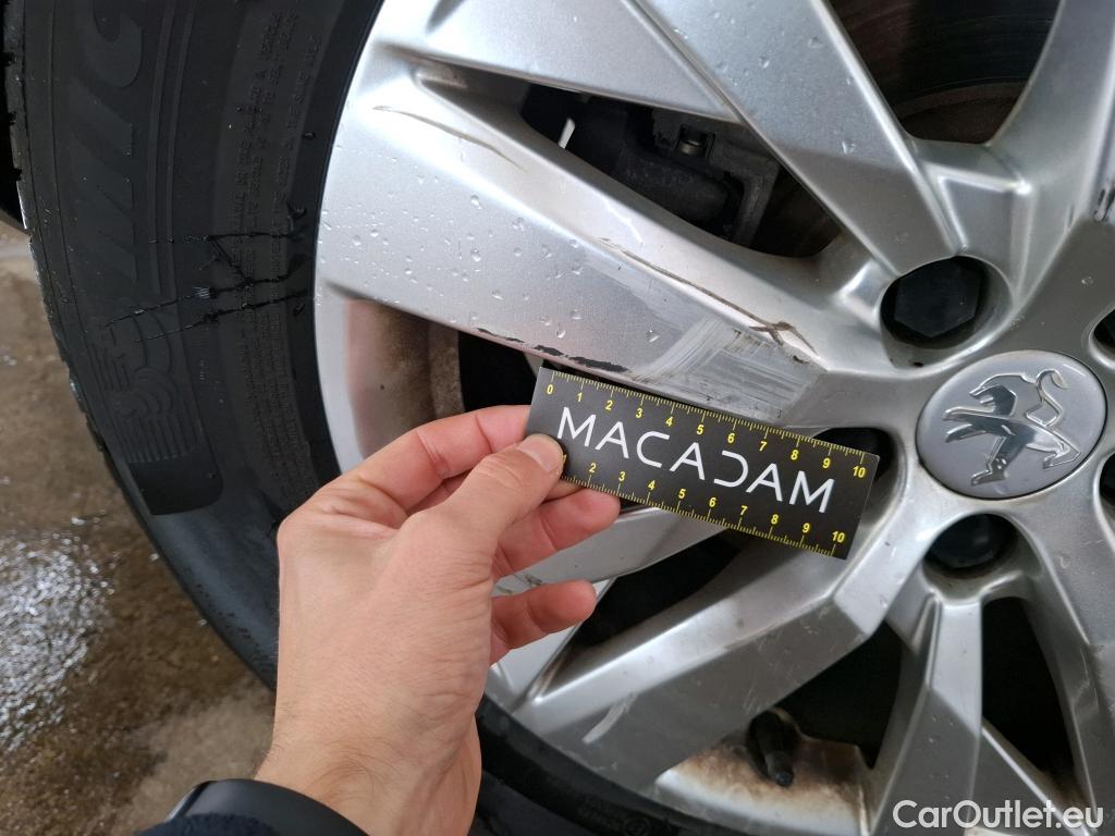  Peugeot  3008  Active Business 1.2 PureTech 130CV BVA8 E6d #31