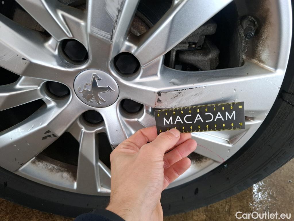  Peugeot  3008  Active Business 1.2 PureTech 130CV BVA8 E6d #25