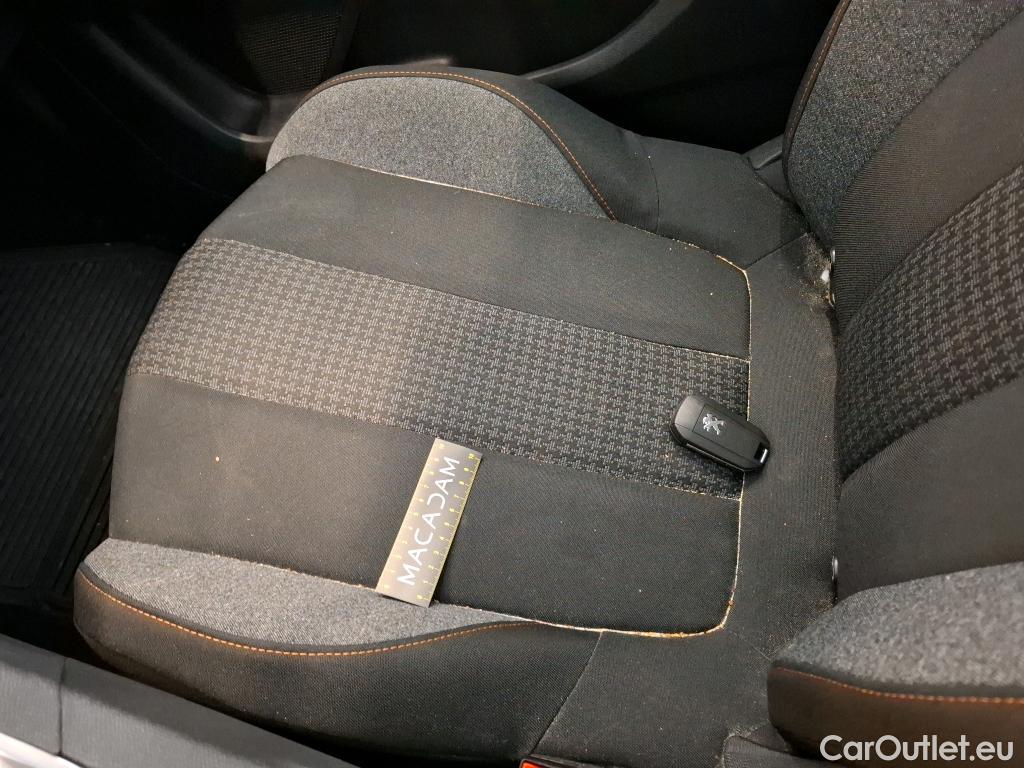  Peugeot  3008  Active Business 1.5 HDi 130CV BVM6 E6dT #13