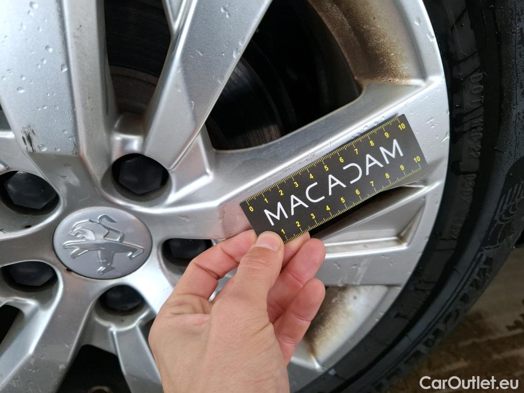  Peugeot  3008  Active Business 1.2 PureTech 130CV BVA8 E6d #34