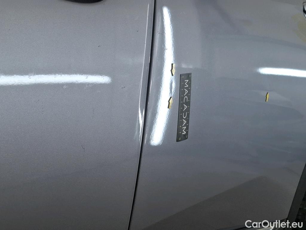  Peugeot  3008  Allure Pack 1.5 HDi 130CV BVA8 E6d #44