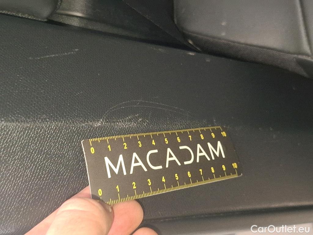  Peugeot  3008  Allure Pack 1.5 HDi 130CV BVA8 E6d #36