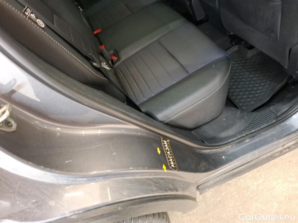  Nissan  Qashqai NISSAN  / 2021 / 5P / Crossover 1.3 MHEV 158ch Xtronic Tekna #10