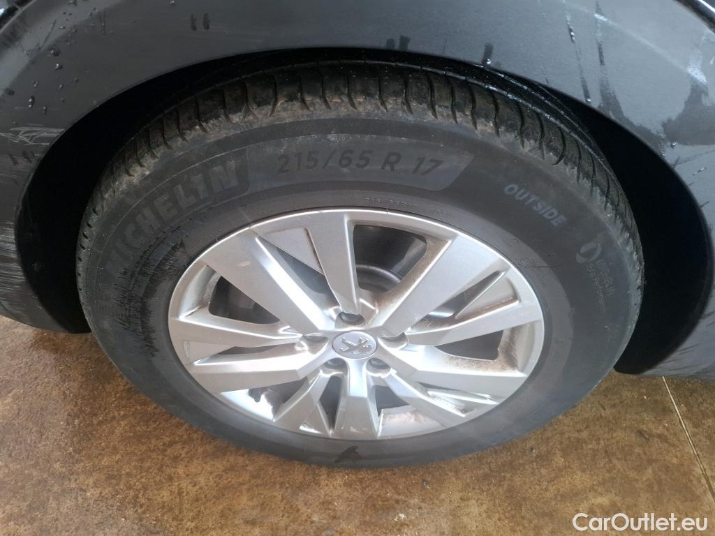  Peugeot  3008  Active Business 1.2 PureTech 130CV BVA8 E6d #69