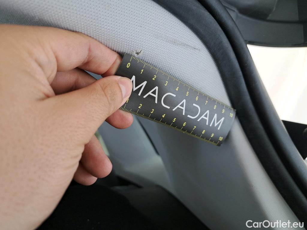  Opel   Grandland X Grandland X Elegance Business 1.5 130CV BVA8 E6d #2