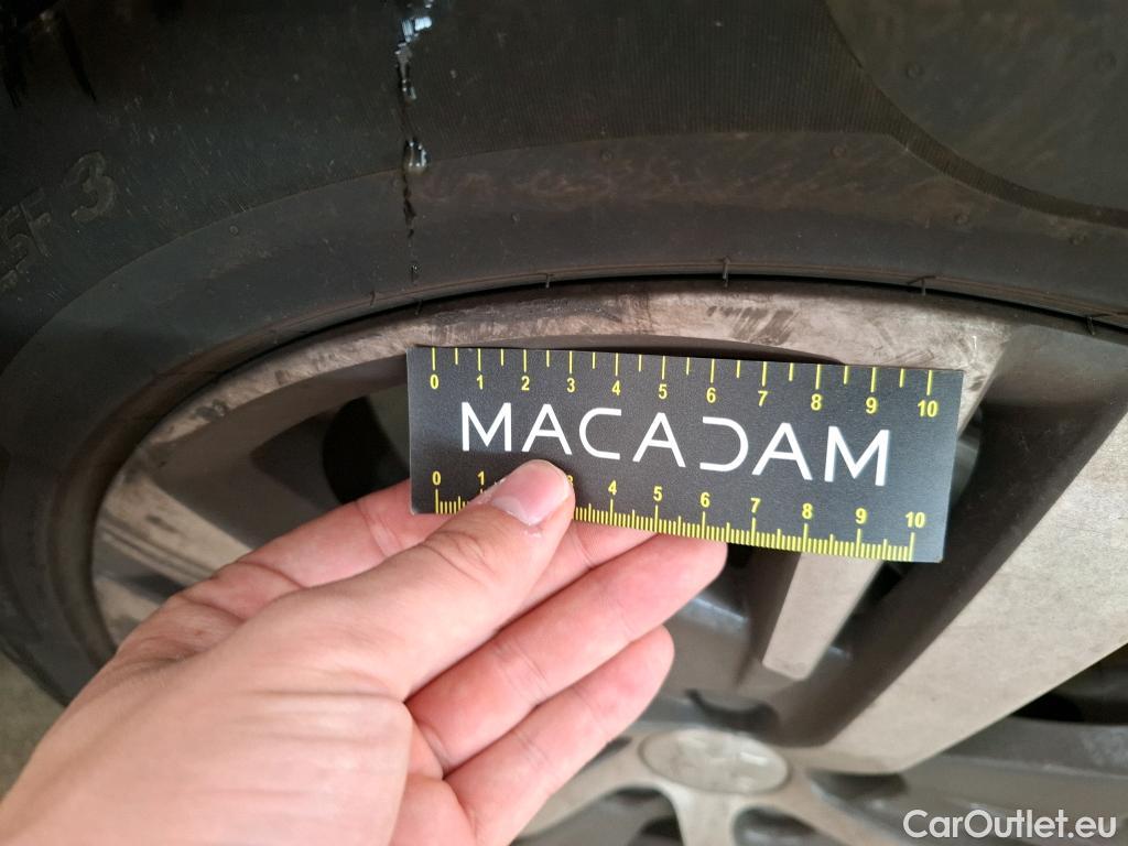  Peugeot  3008  Allure 1.5 HDi 130CV BVA8 E6d #34