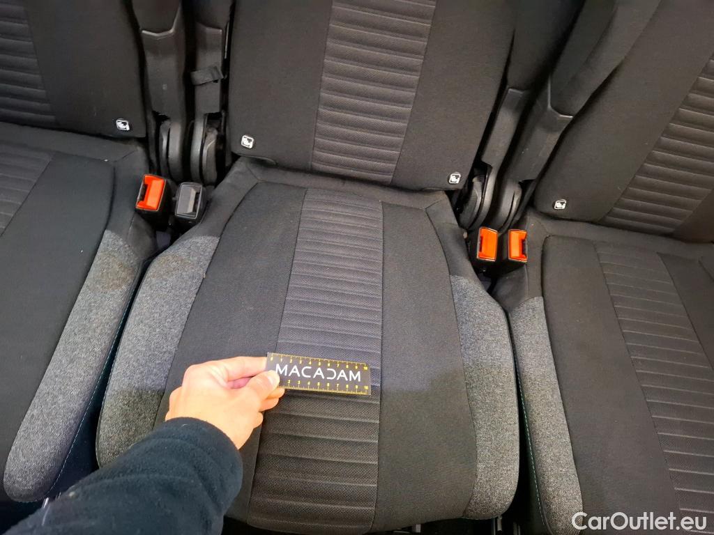  Peugeot  5008  Active Pack 1.5 HDi 130CV BVA8 7 Sieges E6d #30