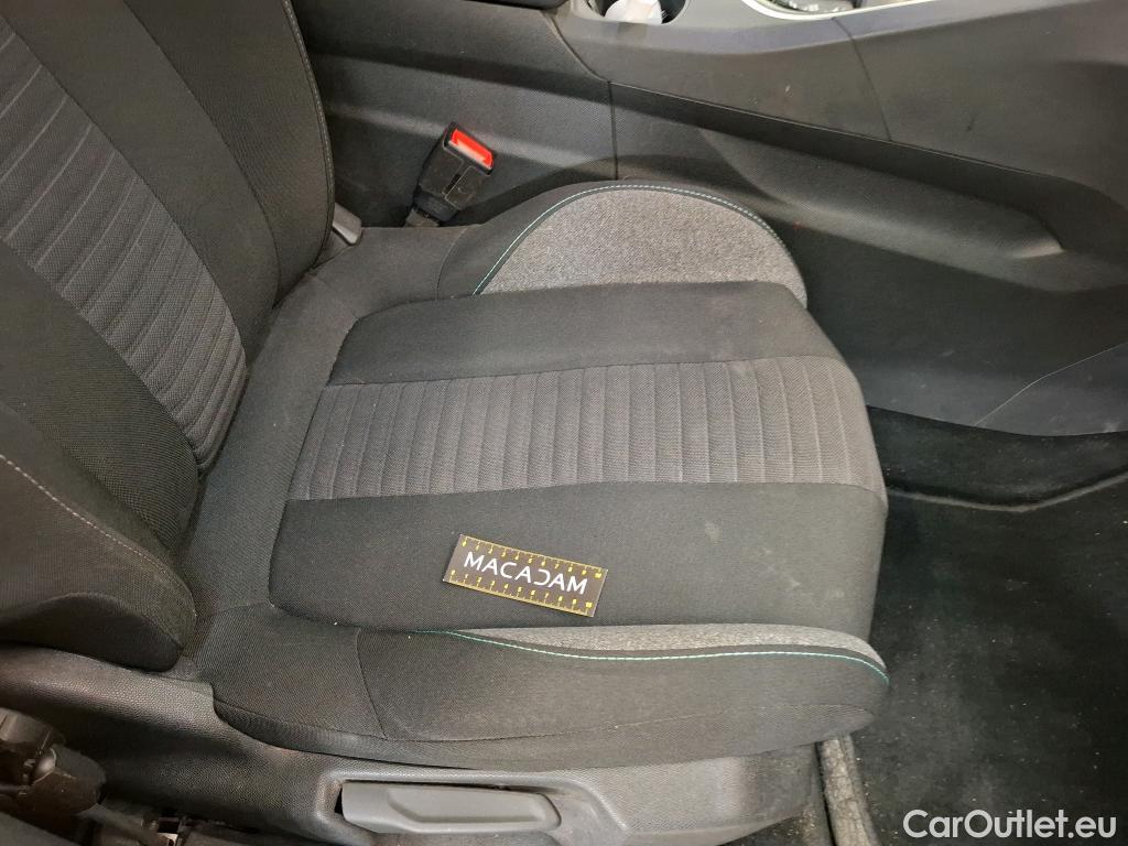  Peugeot  5008  Active Pack 1.5 HDi 130CV BVA8 7 Sieges E6d #28