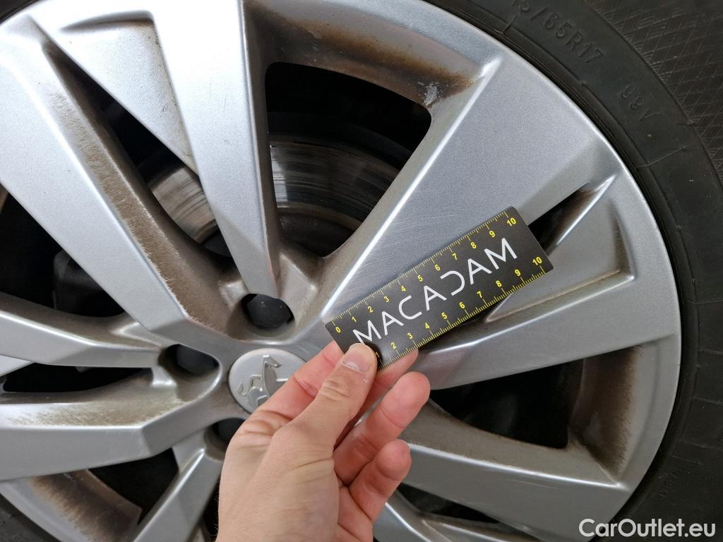  Peugeot  5008  Active Pack 1.5 HDi 130CV BVA8 7 Sieges E6d #19