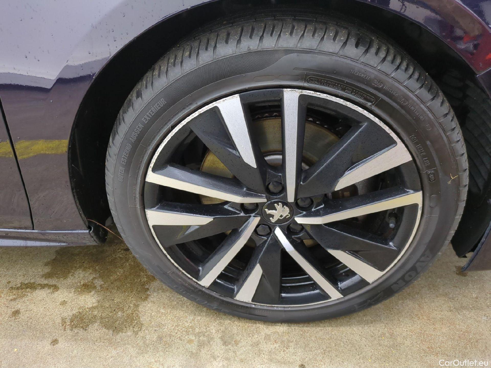  Peugeot  508 PEUGEOT  SW / 2018 / 5P / Break HYBRID 225 E-EAT8 GT #8