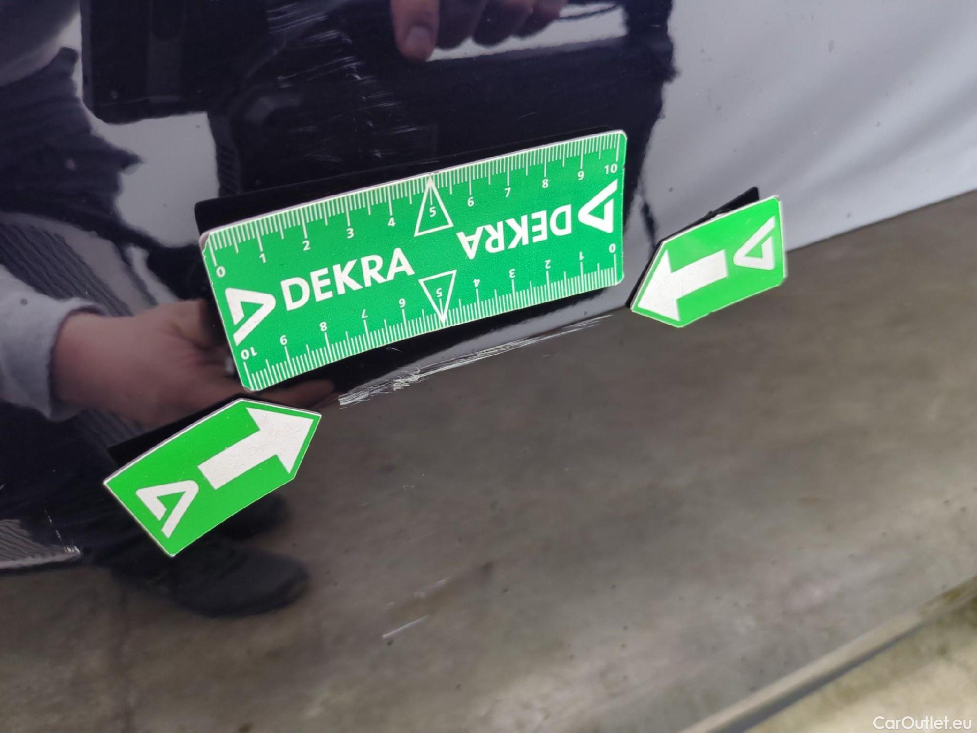  Peugeot  508 PEUGEOT  SW / 2018 / 5P / Break HYBRID 225 E-EAT8 GT #60