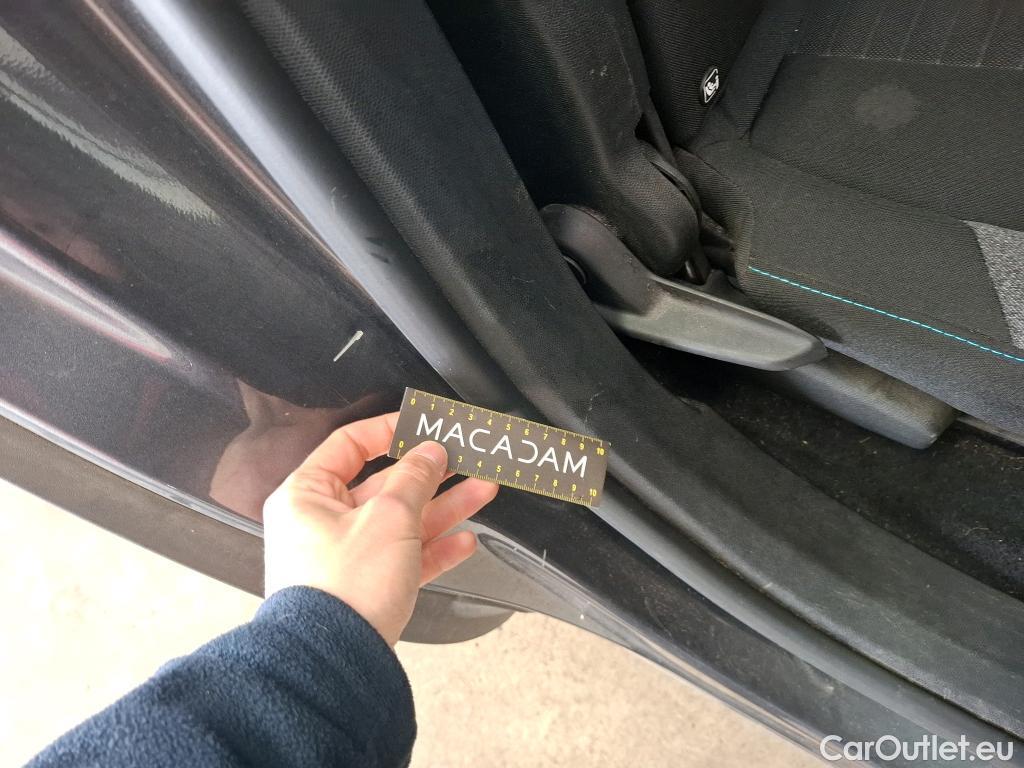  Peugeot  5008  Active Pack 1.5 HDi 130CV BVA8 7 Sieges E6d #21