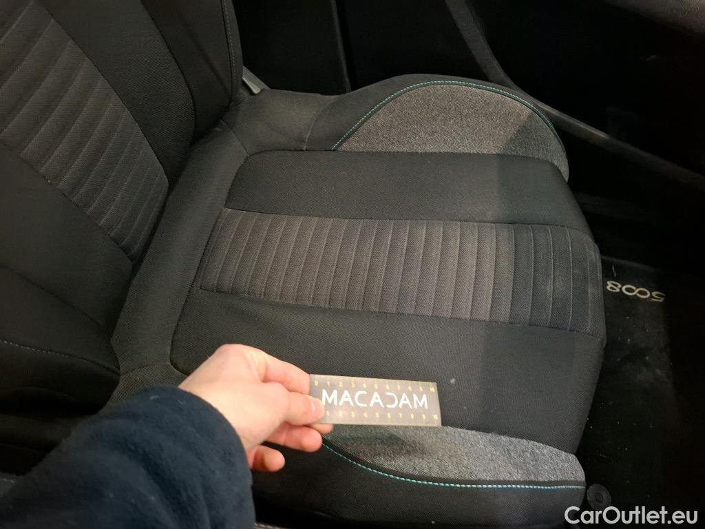  Peugeot  5008  Active Pack 1.5 HDi 130CV BVA8 7 Sieges E6d #29