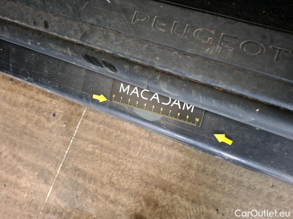  Peugeot  5008  Active Pack 1.5 HDi 130CV BVA8 7 Sieges E6d #11