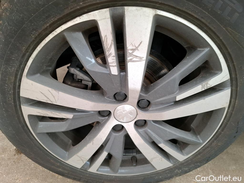  Peugeot  3008  Allure 1.5 HDi 130CV BVA8 E6d #25