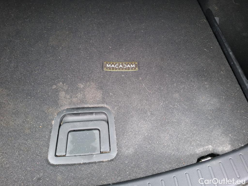  Toyota  Corolla TOYOTA  Touring Sports / 2018 / 5P / Break Hybride 122h Dynamic Business Beyond Zer #13