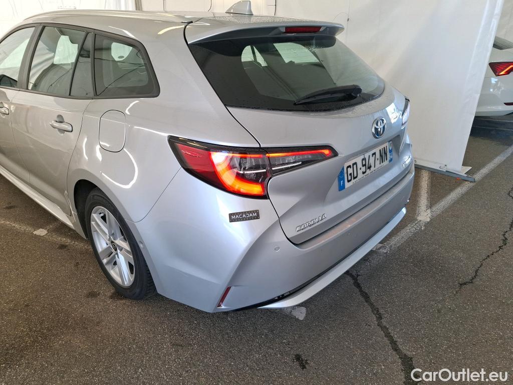  Toyota  Corolla TOYOTA  Touring Sports / 2018 / 5P / Break Hybride 122h Dynamic Business Stage Acad #13