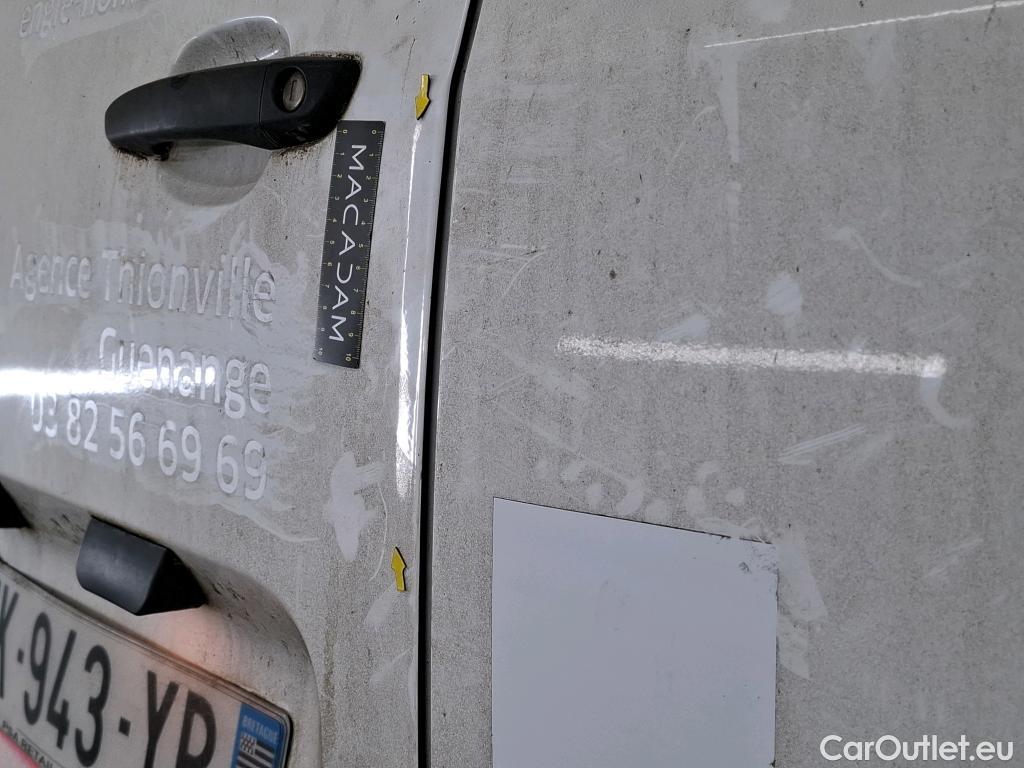  Citroen  Berlingo  Fourgon Club M 650 1.5 BlueHDi 75CV BVM5 E6dT #4