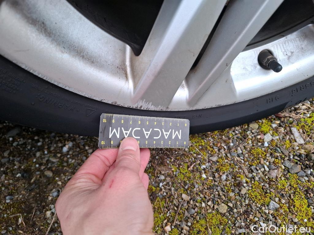  Toyota  Corolla TOYOTA  Touring Sports / 2018 / 5P / Break Hybride 122h Dynamic Business Beyond Zer #4