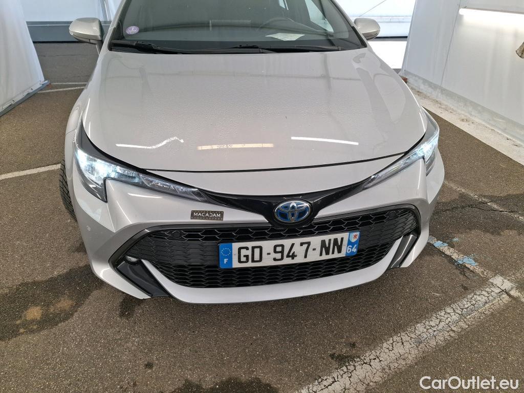  Toyota  Corolla TOYOTA  Touring Sports / 2018 / 5P / Break Hybride 122h Dynamic Business Stage Acad #1
