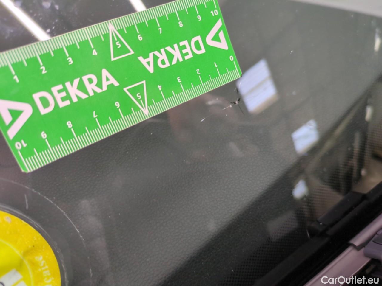  Volkswagen  Golf  2.0 TDI SCR 115 DSG7 LIFE BUSINESS #2