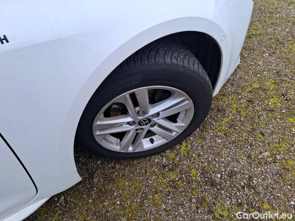  Toyota  Corolla TOYOTA  Touring Sports / 2018 / 5P / Break Hybride 122h Dynamic Business Beyond Zer #1