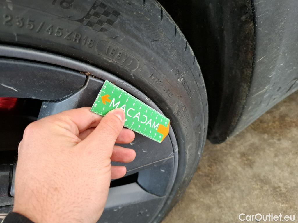  Tesla  Model 3 TESLA  / 2018 / 4P / Berline - #12