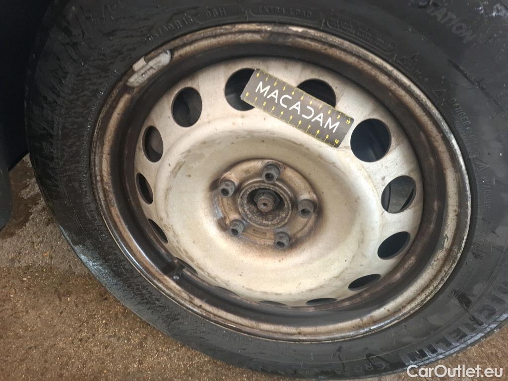  Citroen  Berlingo  Fourgon Club XL 950 1.5 BlueHDi 100CV BVM5 E6dT #48