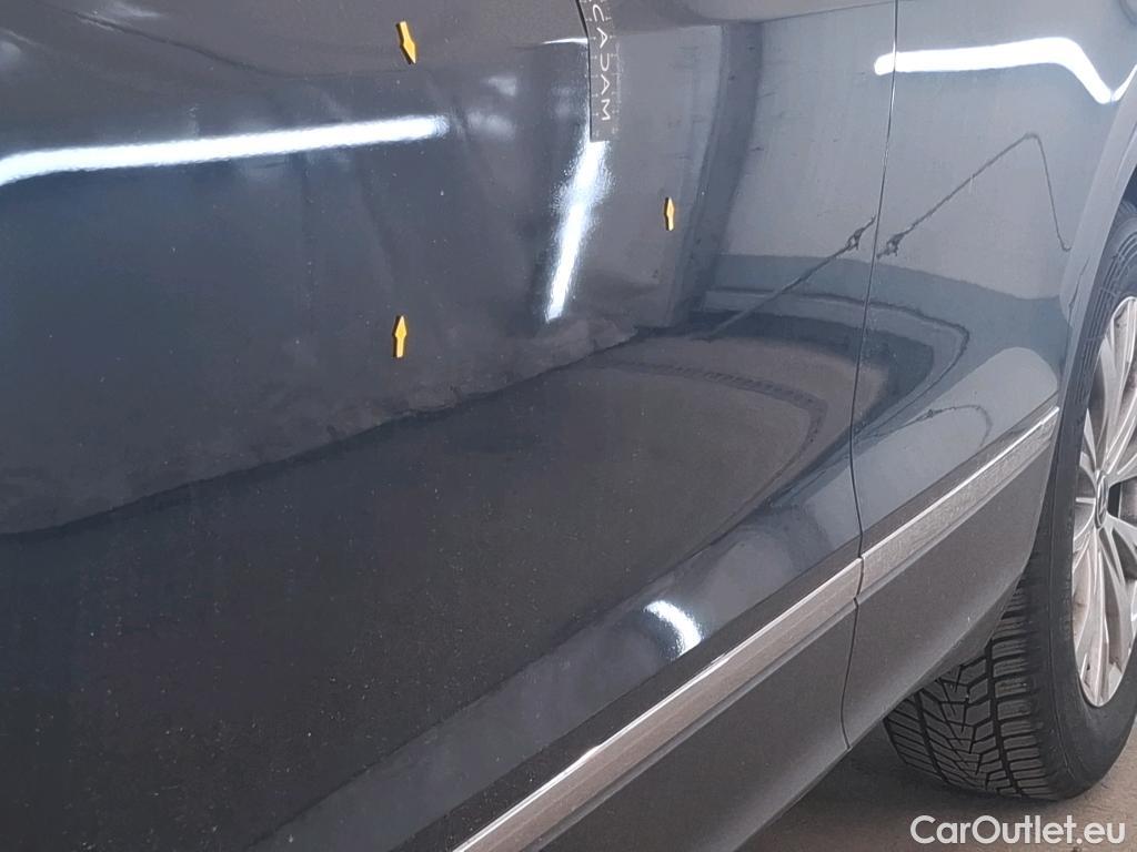  Volkswagen  Tiguan VOLKSWAGEN  / 2020 / 5P / SUV 2.0 TDI 150 DSG7 Life Business #14