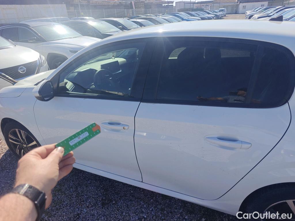  Peugeot  208 PEUGEOT  / 2019 / 5P / berlina con portón PureTech 73kW (100CV) Allure #10