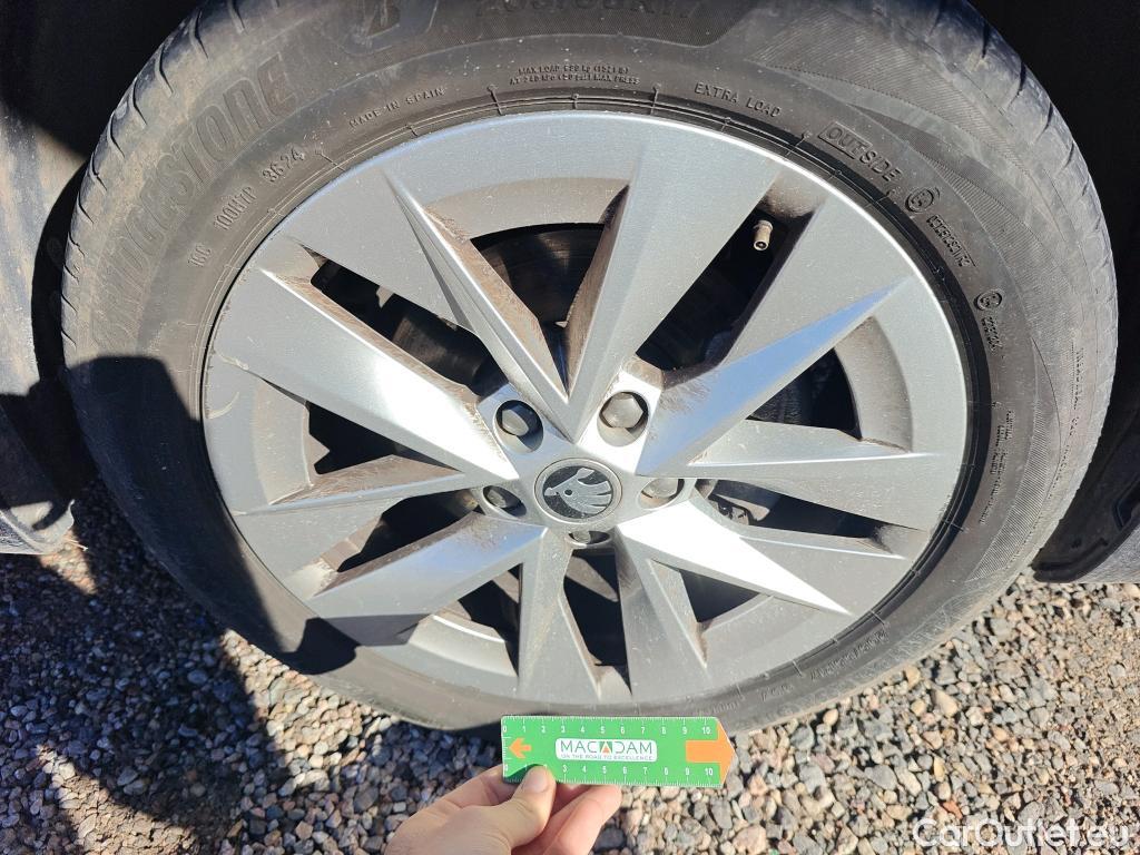  Skoda  Octavia SKODA  / 2020 / 5P / berlina con portón 2.0 TDI 85kW (115 CV) Manual Ambition #21