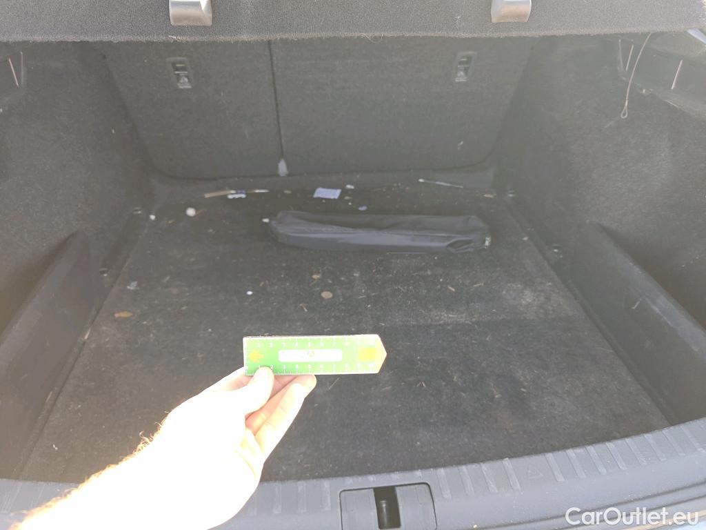  Skoda  Octavia SKODA  / 2020 / 5P / berlina con portón 2.0 TDI 85kW (115 CV) Manual Ambition #52