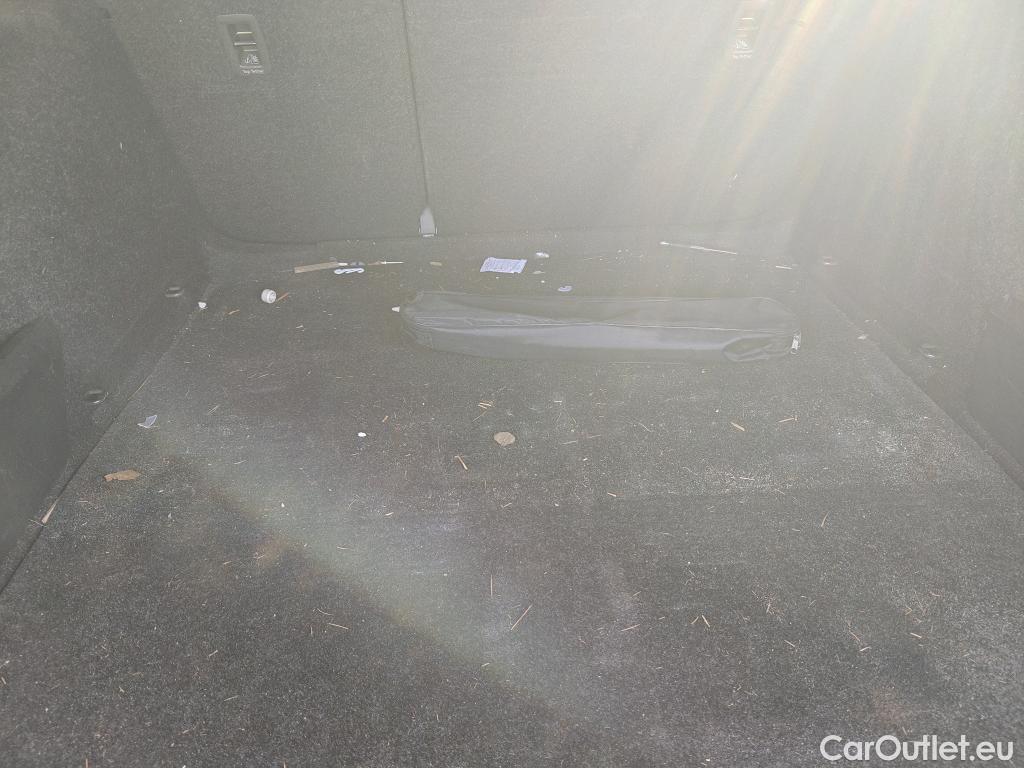  Skoda  Octavia SKODA  / 2020 / 5P / berlina con portón 2.0 TDI 85kW (115 CV) Manual Ambition #53