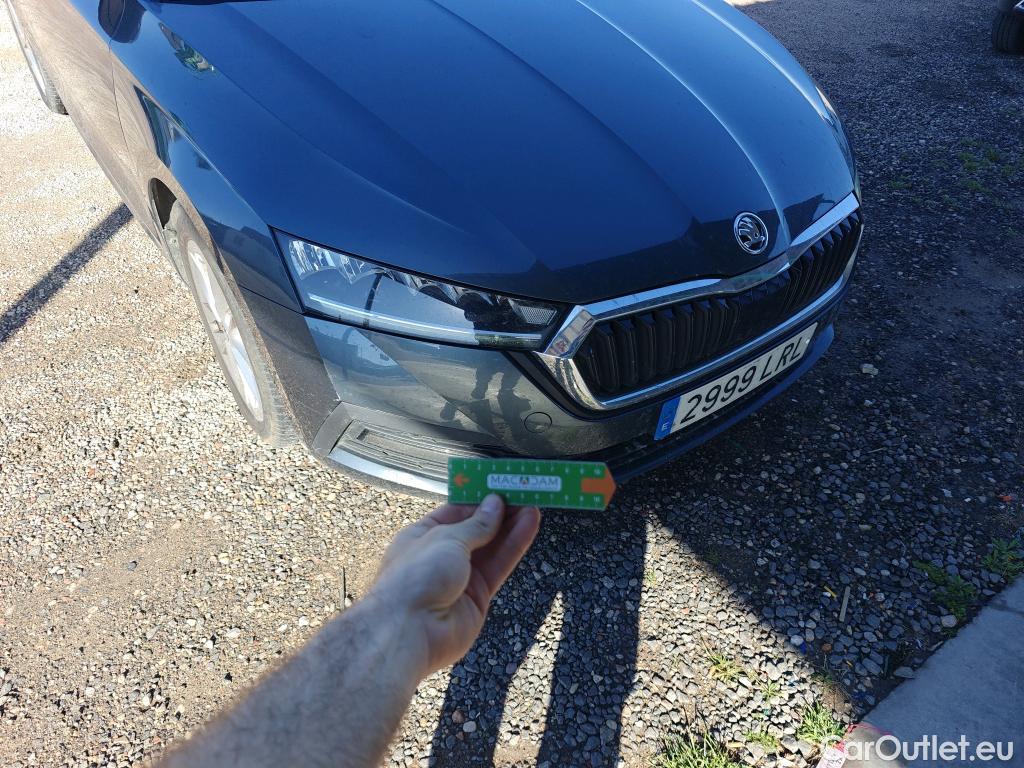  Skoda  Octavia SKODA  / 2020 / 5P / berlina con portón 2.0 TDI 85kW (115 CV) Manual Ambition #37