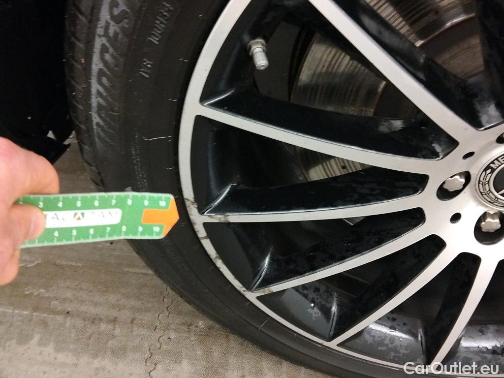  Mercedes  G-Klasee MERCEDES-BENZ GLE Coupé / 2020 / 5P / todoterreno GLE 350 de 4MATIC (Híbrido Enchufable) #4