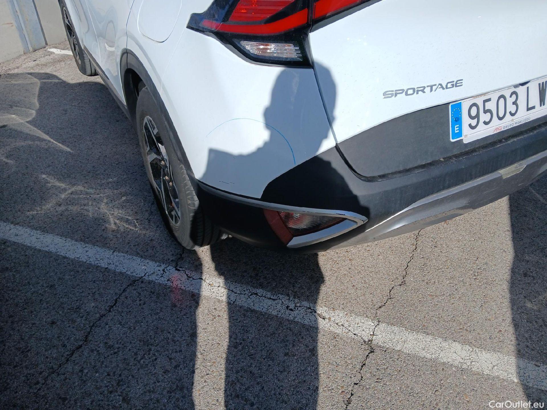  KIA  Sportage KIA  / 2022 / 5P / todoterreno 1.6 T-GDi 110kW (150CV) Concept 4x2 #10